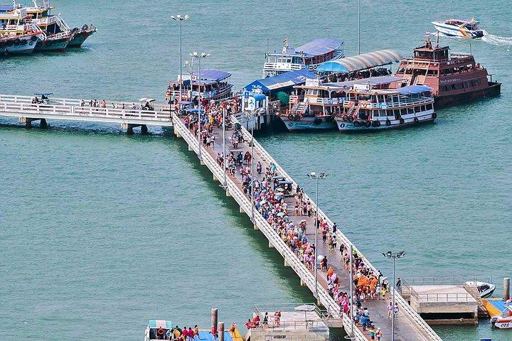 Pattaya Highlights: Floating Market & Iconic Landmarks