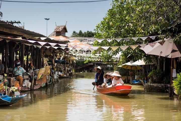 Lo mejor de Pattaya : Mercado flotante & experiencia histórica