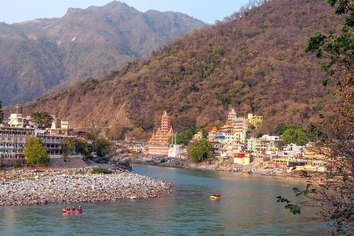 Affordable transfer from Rishikesh to Delhi