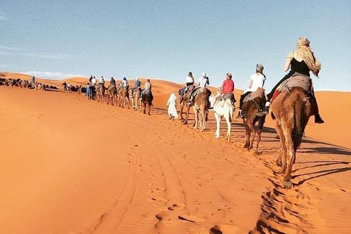 Tour de 3 días por el desierto de lujo desde Fez a Marrakech
