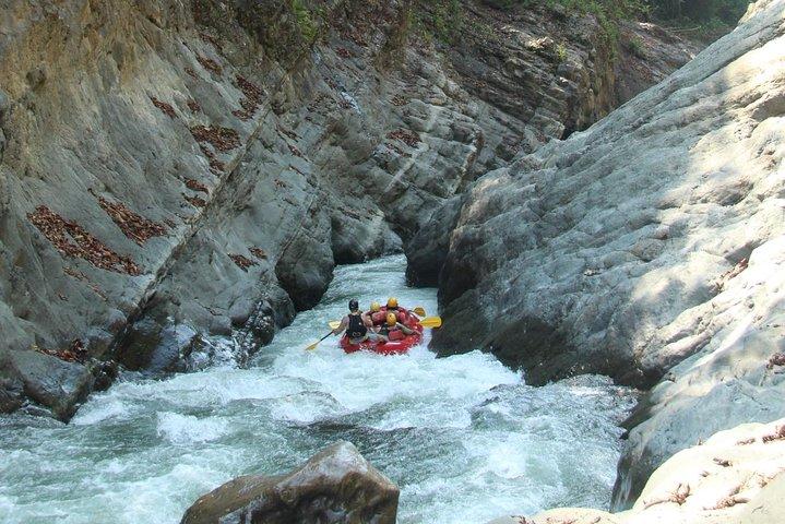 Excursion privée en Chorro Rafting depuis Manuel Antonio