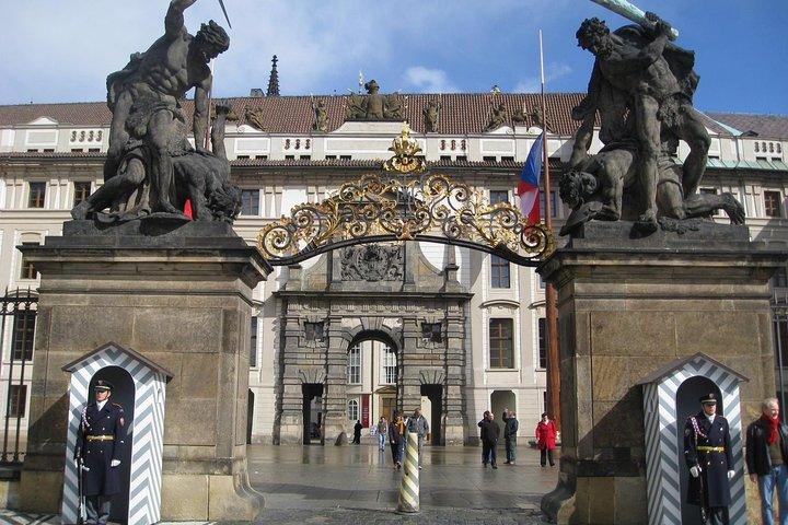Heldags privat tur fra Wien til Prag