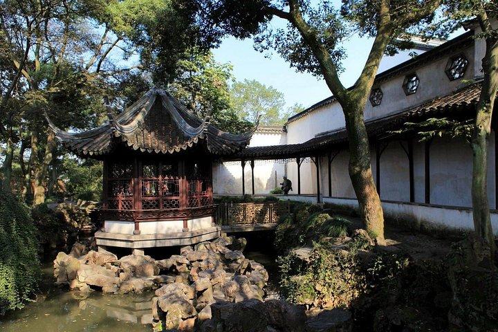 平江路とその他の必見のアトラクションを備えた蘇州プライベートデイツアー