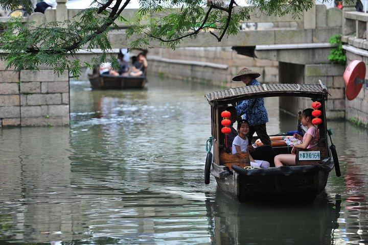 平江路とその他の必見のアトラクションを備えた蘇州プライベートデイツアー