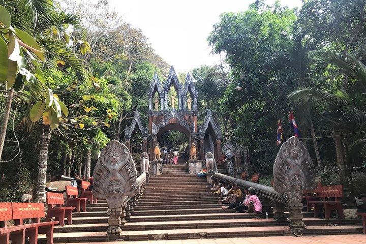 Phnom Kulen Tour : Cascata, 1000 Lingas e Buddha sdraiato