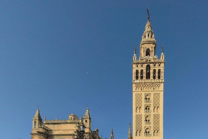 Sevilha essencial: visita guiada ao Alcazar Real + Catedral + Show de Flamenco