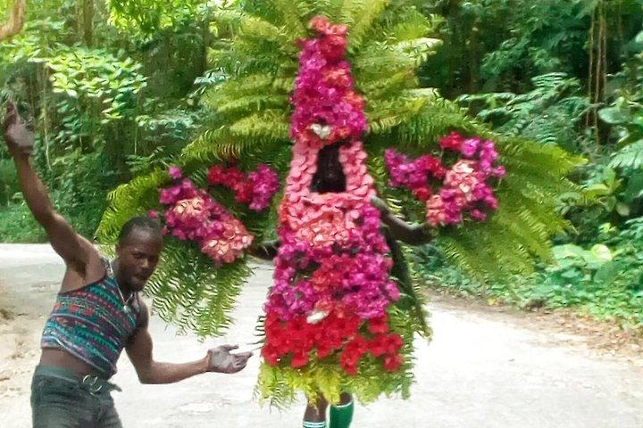 Ocho Rios ハイライトツアー ホースバック＆ブルーホールコンボ