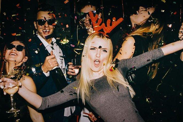 Silvester Pub Crawl in Prag, Ende im KarLovy Lazne