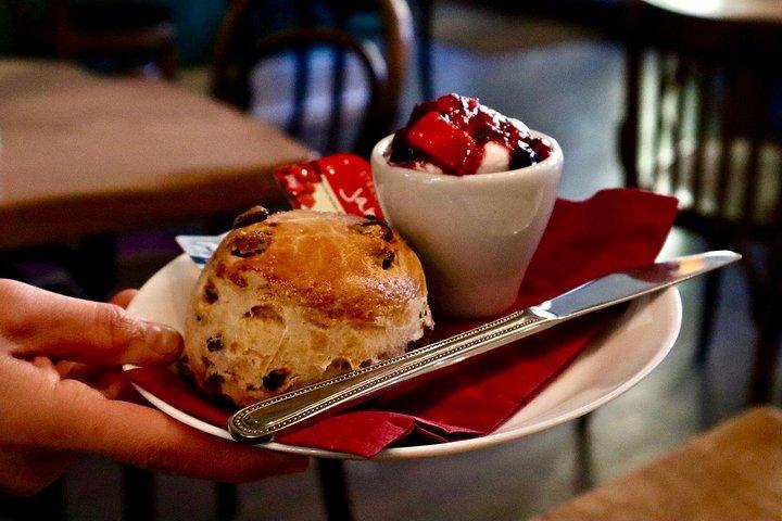Tour de comida privada de Edimburgo com Haggis, Scotch e mais