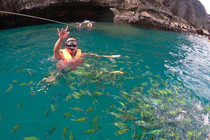 ンガイ島、ムック島 + クラシック ロングテール ボートによるエメラルド洞窟シュノーケリング ツアー