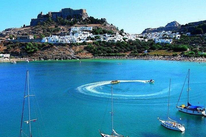 Passeio de veleiro privado de Lindos ou Kolymbia por praias famosas