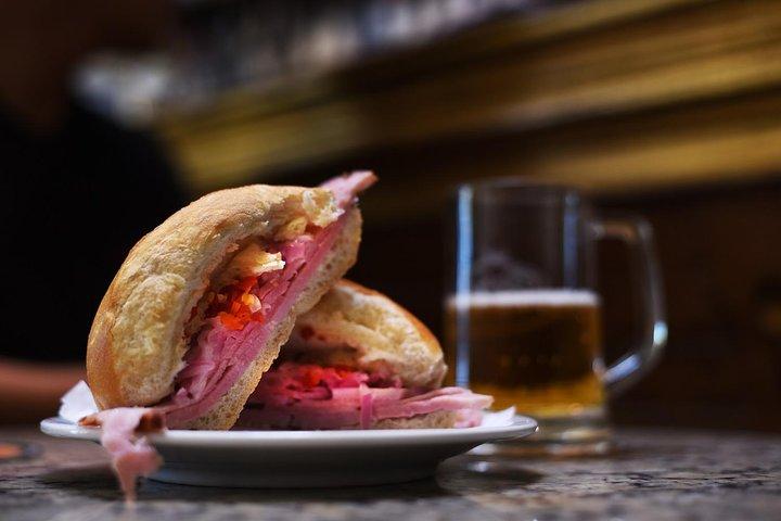 Privat Lima Walking Food Tour i Barranco med Secret Food Tours