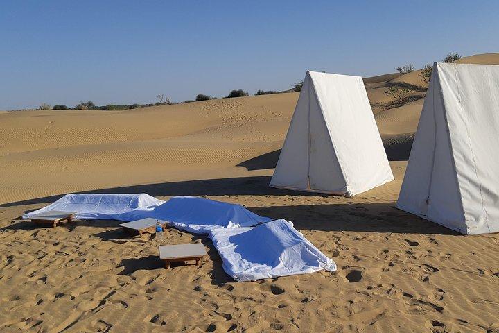 Fantastisk overnatning erfaring under stjernerne i Thar Desert