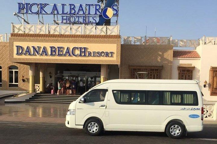 Transfer from Hurghada to Cairo by van