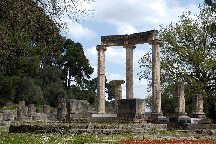 アテネからの古代オリンピア往復プライベート送迎