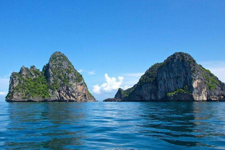 ランタ4島+スピードボートによるエメラルド洞窟シュノーケリングツアー