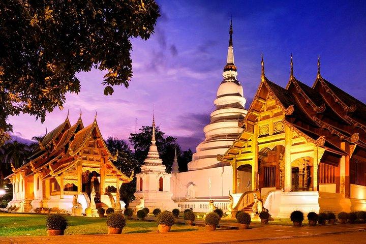 Programma privato Discovery Chiang Mai - Tour di mezza / intera giornata / notte