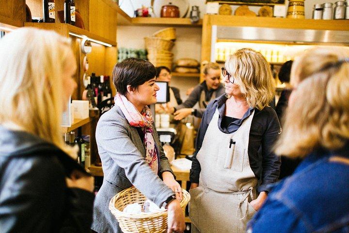 トゥールーズ ヴィクトル・ユーゴー市場 小グループ 試食ツアー