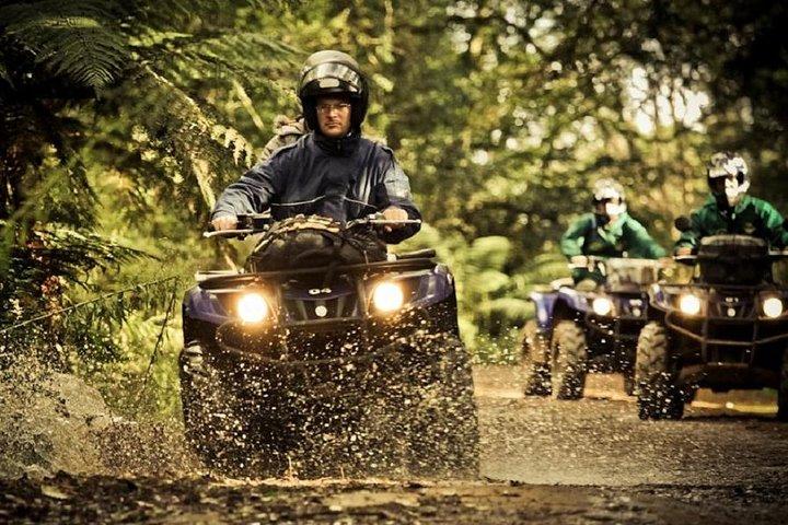 Passeio de Quadriciclo aos Morros com Off Road 15km - 2 pessoas