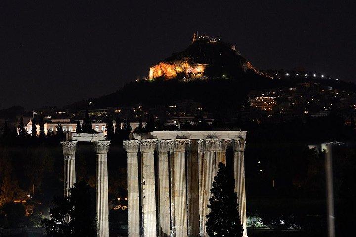 Fahrt durch Athen bei Nacht (Highlights) und Abendessen