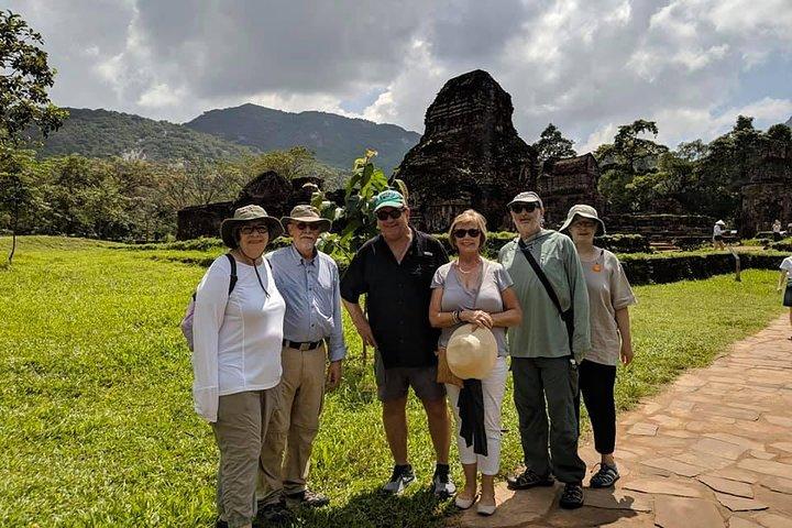 MY SON SANCTUARY - A JOURNEY to History &Culture &HOI AN City Tour（マイ・ソン・サンクチュアリ - 歴史と文化への旅 &ホイアン・シティ・ツアー）