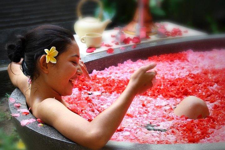 Kuta: Best Lulur Massage 2 Hours Treatment Including Pick up