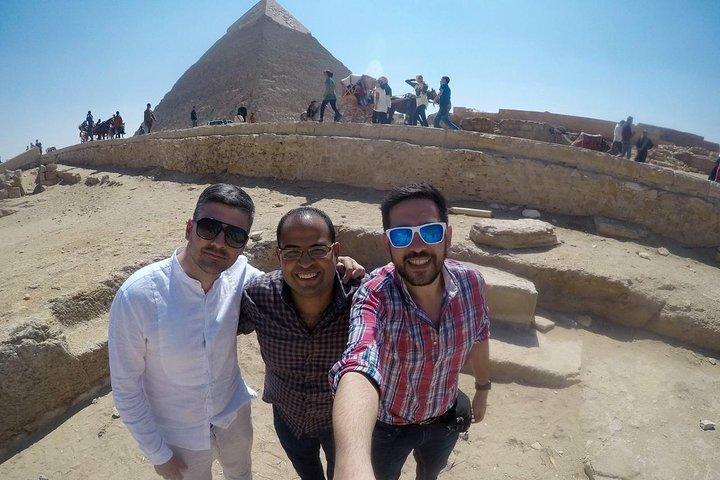 Private Day Tour naar Giza Memphis en Saqqara vanuit Cairo met gids