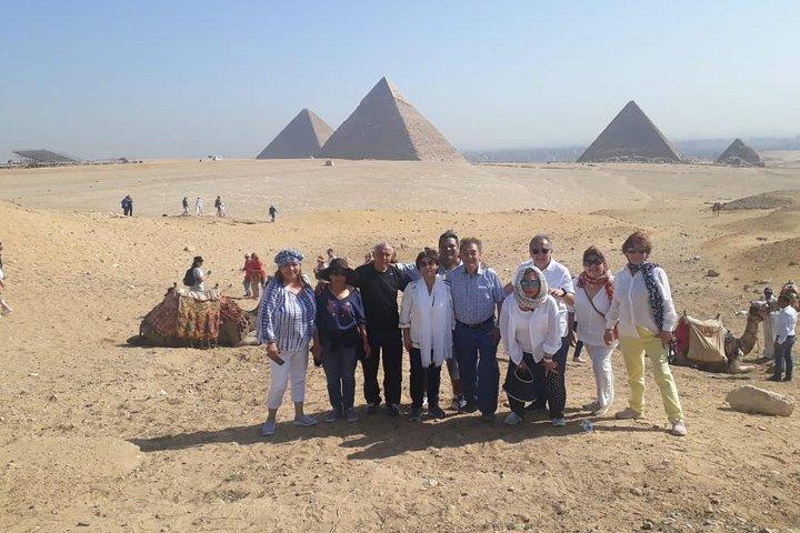 Il miglior tour guidato di Giza Saqqara e Memphis dal Cairo