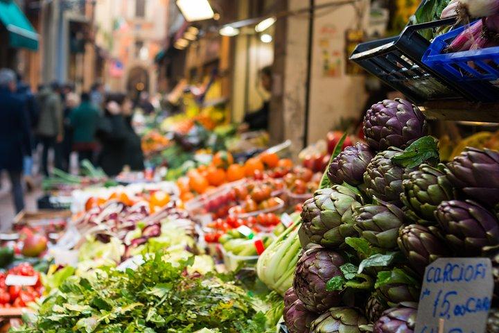 Kleine groepstour door de markt en eetervaring in het huis van een Cesarina in Cervia