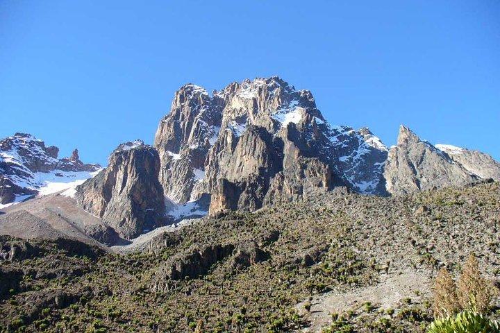 5 Days Mount Kenya Trekking - Sirimon - Naro Moru Route