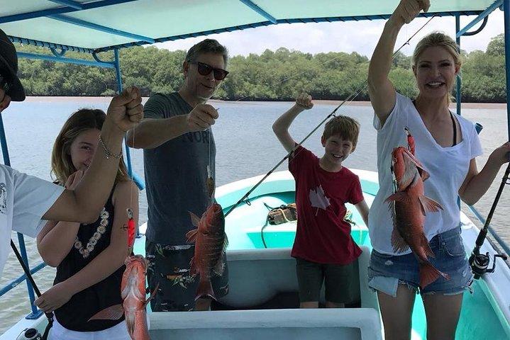 Excursion de pêche aux mangroves à l'île Damas de Manuel Antonio
