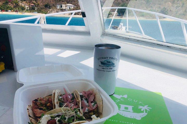 Cirka ön St. John | Lunchstopp vid Lime Out (Taco Boat)