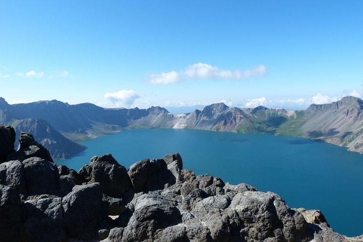 4-Day Private Tour Combo Package of Changbai Mountain with Accommodation
