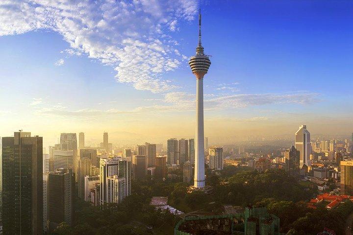Halvdags byrundtur inkluderer indgang til KL Tower Observation Deck