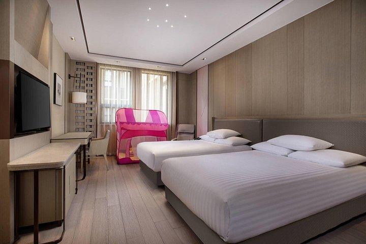Pacchetto Shanghai Disneyland e Courtyard by Marriott con trasferimenti