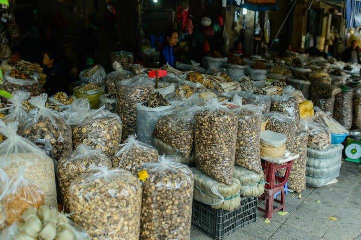 Hanoi Walking Foodie Tour à noite