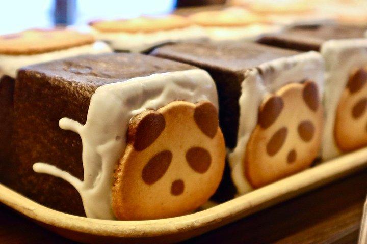 Private Tokyo Food Tour with 10+ Tastings of Japanese Classics