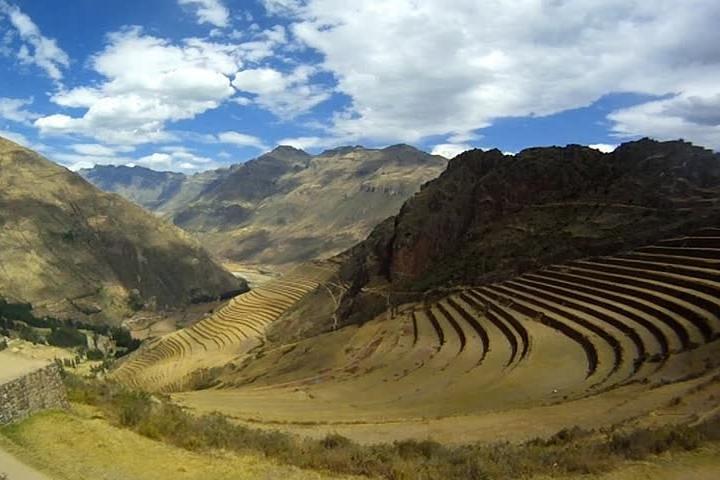 Machu Picchu & Rainbow Mountain Tour-pakke (4 dage)