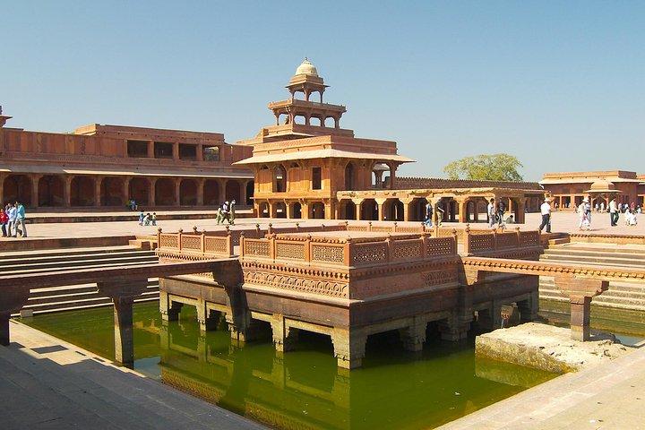 Erschwinglicher Transfer von Jaipur nach Agra über Fatehpur Sikri