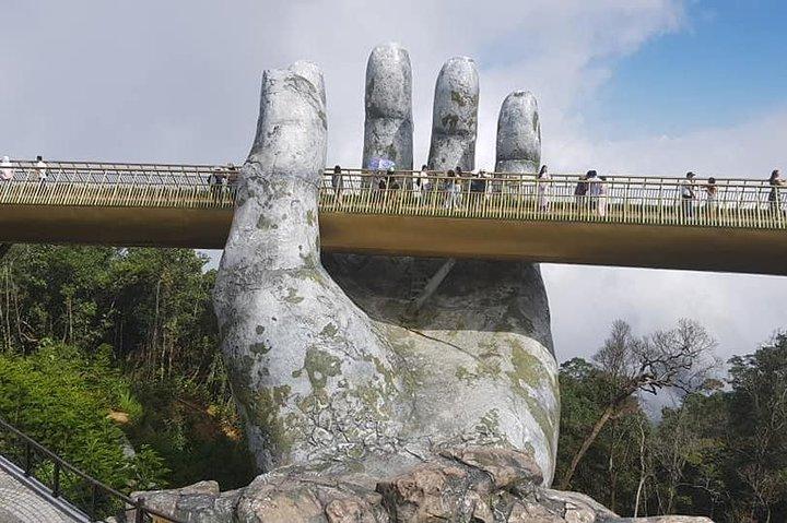 Golden Bridge & Hoi An City Tour med River Boat Ride-Night Market