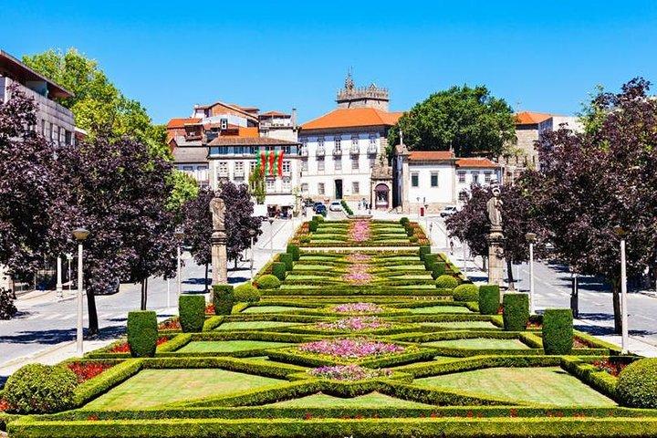 Guimaraes, el trío perfecto: historia, comida y ruta del vino