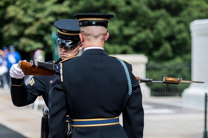 Arlington Cemetery Tour met kleine groep & wisseling van de wacht
