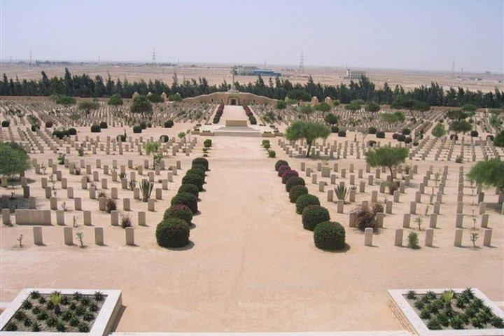 エル アラメイン第二次世界大戦墓地への日帰り旅行
