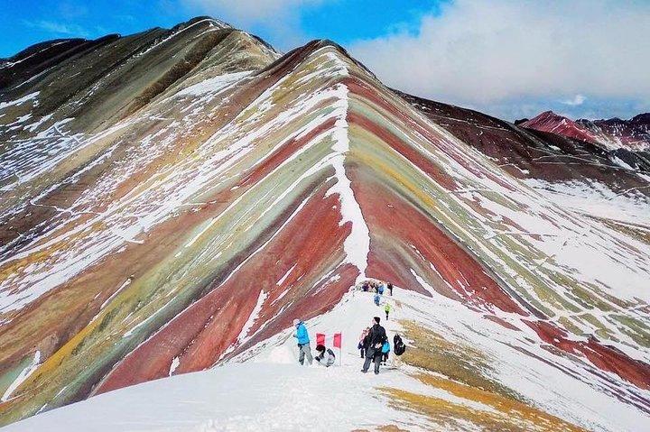 Rainbow Mountain & Red Valley Day Trip com almoço buffet.