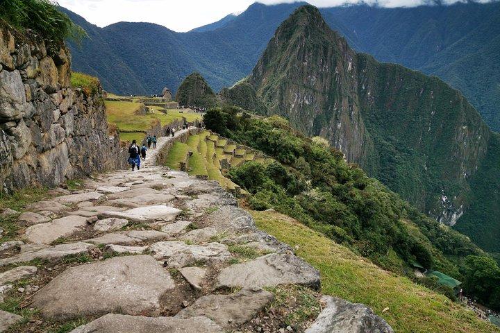 2 Day Inca Trail to Machu Picchu (Tour Privado)