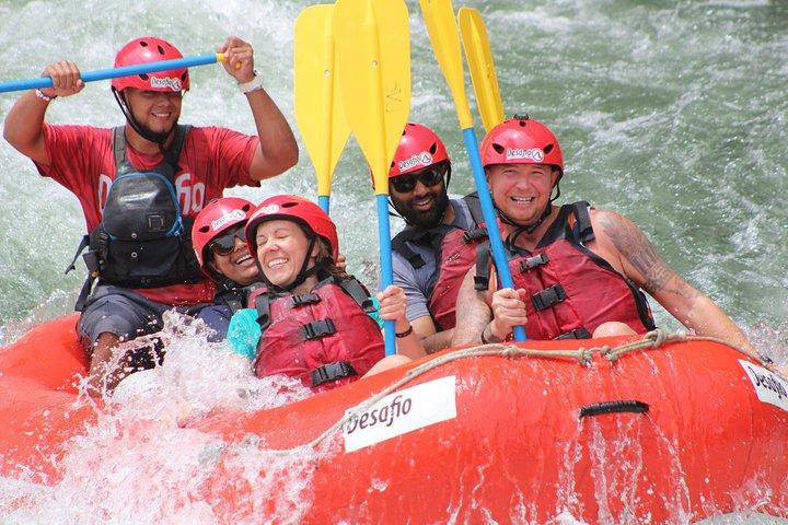 Whitewater Rafting Sarapiqui Classe 3-4 da La Fortuna