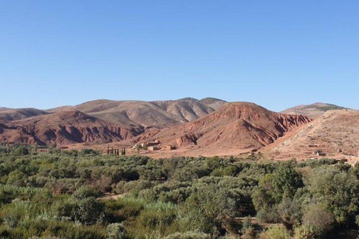 Agafay desert, Takerkoust, Atlas mountains day trip : Private full day trip 4WD