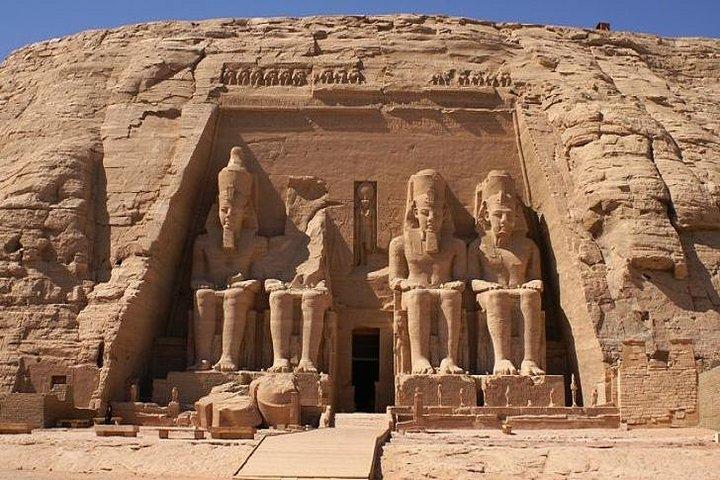 Abu Simbel en Aswan Tour vanuit Luxor