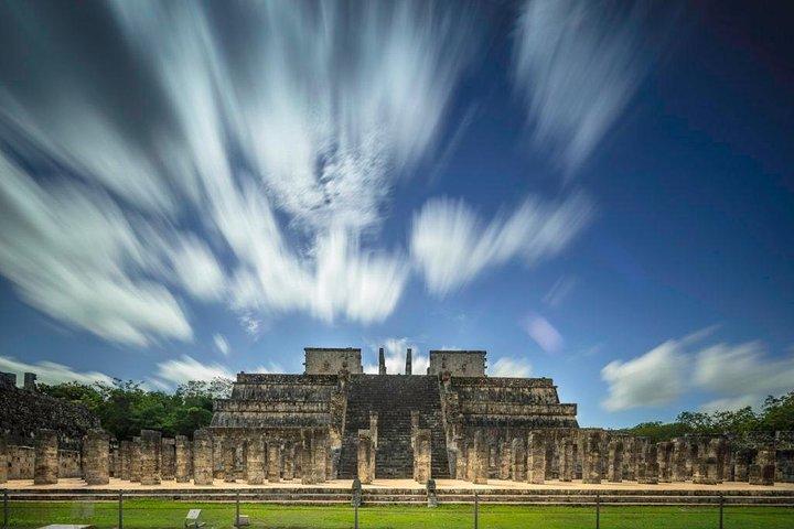 カンクン発チチェン・イッツァへの1日ツアーを最安値で