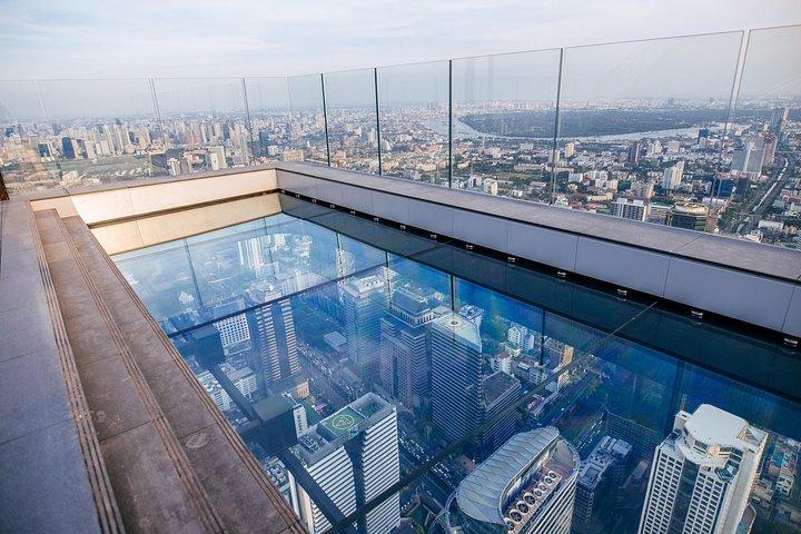 King Power MahaNakhon SkyWalk en la entrada de Bangkok